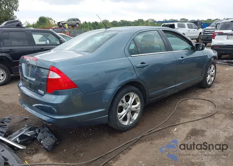 2012 Ford Fusion Se z USA, uszkodzony, nr VIN 3FAHP0HA9CR114634